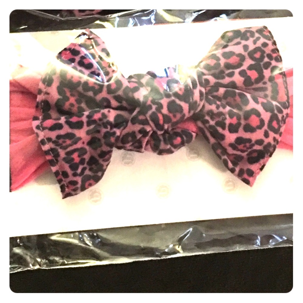 Baby Bling Bow: pink leopard with hot pink band